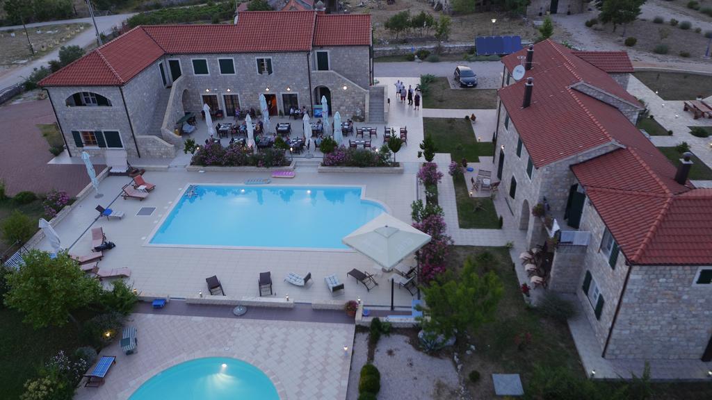 Pansion Skelin Hotel Drinovci Ngoại thất bức ảnh